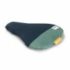 Couvre Selle Vélo En Matériau Recyclé Urban Proof Bleu Vert 1 Couvre Selle Vélo En Matériau Recyclé Urban Proof Bleu Vert -Béquilles vélo Ventes couvre selle velo en materiau recycle urban proof bleu vert full