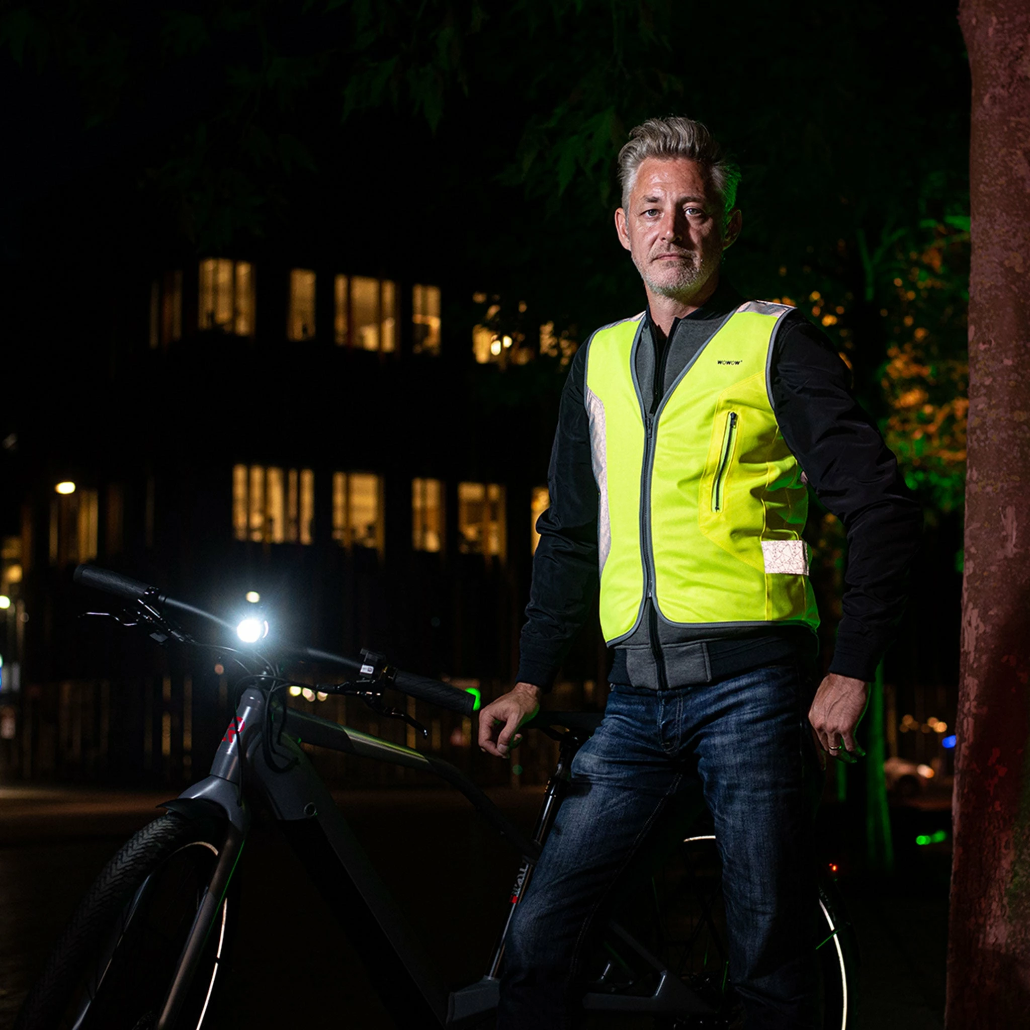 Gilet Jaune Avec éclairage Arrière Intégré Tegra EBike Wowow 8 Gilet Jaune Avec éclairage Arrière Intégré Tegra EBike Wowow – Image 6