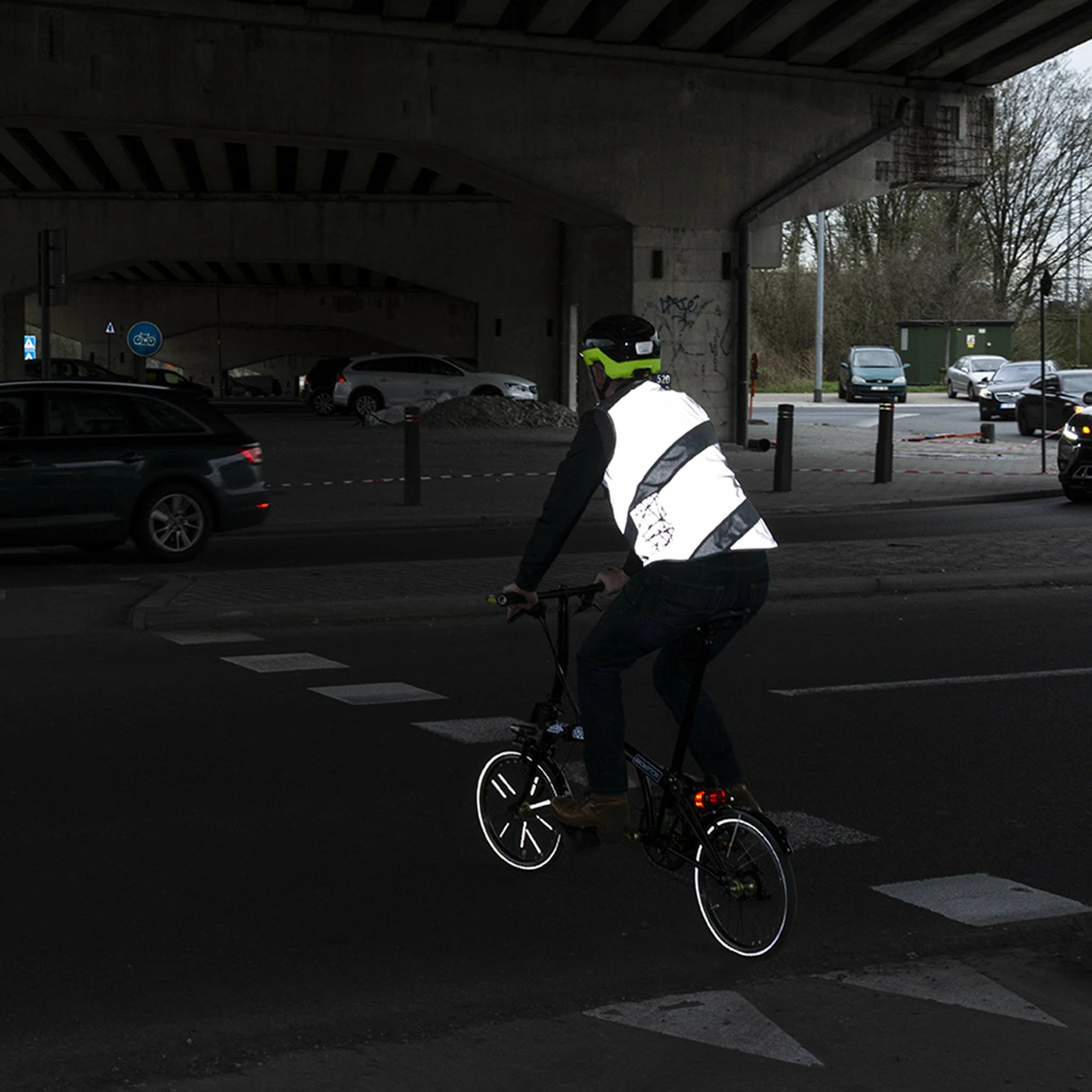 Gilet De Sécurité Avec Bandes Réfléchissantes Roadie Wowow 8 Gilet De Sécurité Avec Bandes Réfléchissantes Roadie Wowow – Image 6