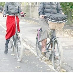 Georgia In Dublin Jupe Protège Pluie De Vélo Sur Cycliste Rainwrap - Rouge -Béquilles vélo Ventes jupe protege pluie de velo sur cycliste rainwrap rouge taille s full