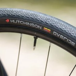 Pneu Gravel Hutchinson Overide Reinforced Tubeless Ready 700 14 Pneu Gravel Hutchinson Overide Reinforced Tubeless Ready 700 -Béquilles vélo Ventes overide.hutchinson
