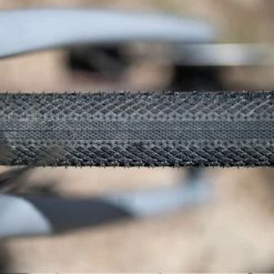 Pneu Gravel Hutchinson Overide Reinforced Tubeless Ready 700 15 Pneu Gravel Hutchinson Overide Reinforced Tubeless Ready 700 -Béquilles vélo Ventes overide.hutchinson piste