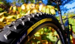 Pneu Michelin VTT Wild XC Racing 29 X 2.35 Pouces TLR 13 Pneu Michelin VTT Wild XC Racing 29 X 2.35 Pouces TLR -Béquilles vélo Ventes wildxc6 494x294 8441869d 6786 4e1a a7d9 4623ff630442